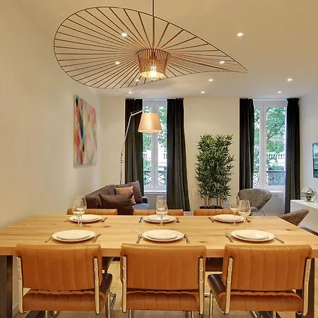 Pick A Flat's In Champs Elysees - Rue Percier アパート パリ