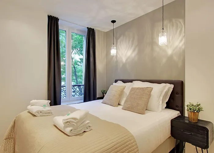 Pick A Flat's In Champs Elysees - Rue Percier