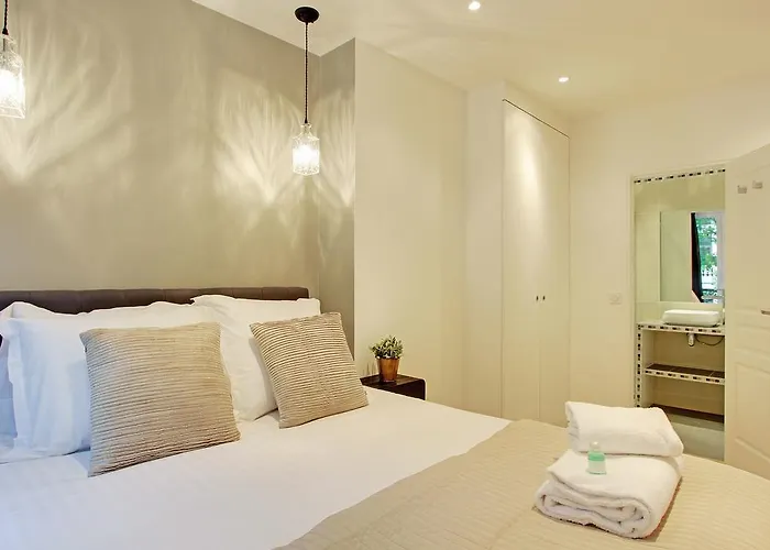 Pick A Flat's In Champs Elysees - Rue Percier 아파트 *