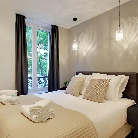 Pick A Flat's In Champs Elysees - Rue Percier